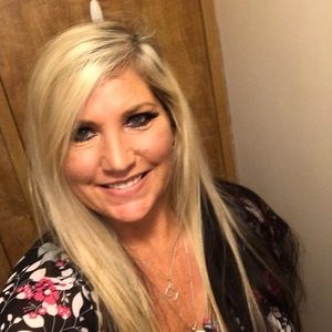 Meet your Posher, Pamela